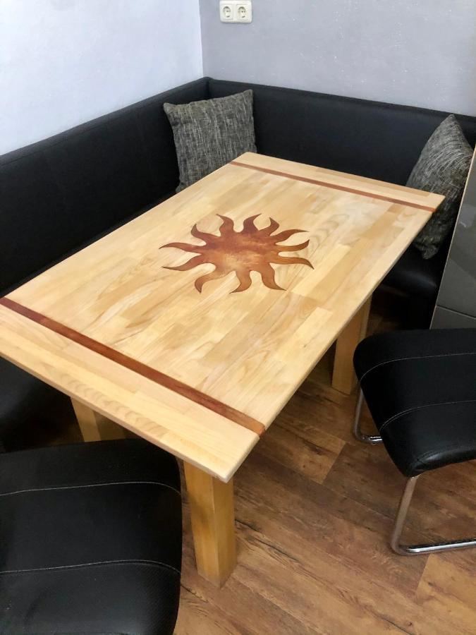 Delux Ferienwohnung Kunstgalerie Und Ilmradweg Kranichfeld 외부 사진